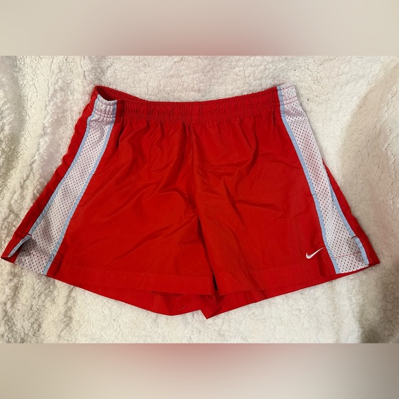 Nike Red Running Athletic Shorts Drawstring Medium Women - Picture 1 of 8